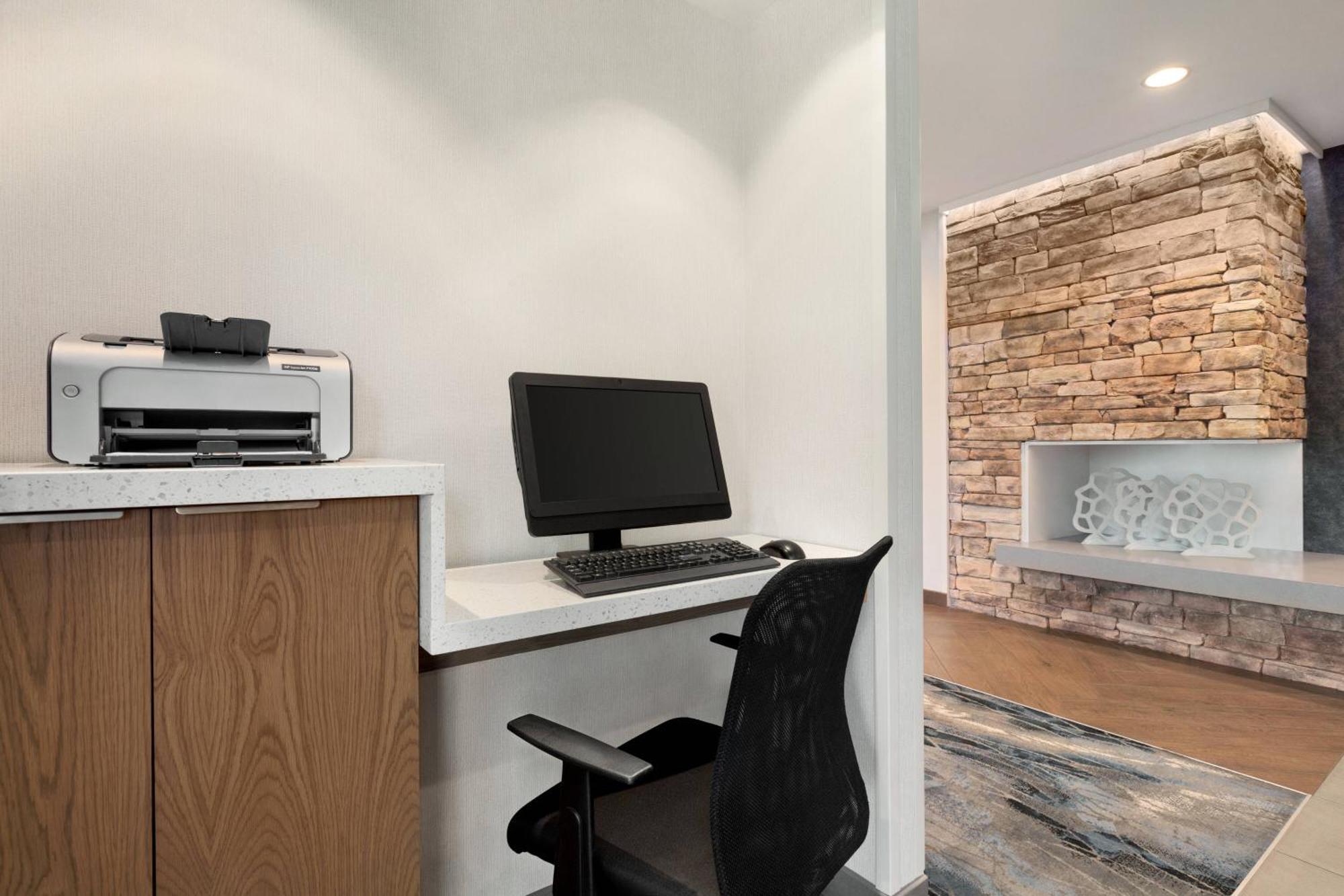 Fairfield By Marriott Sequoia 3*
